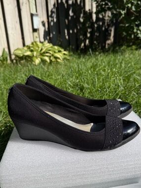 Anne Klein Sport Black Wedge Shoes – Size 8.5 M – Stylish & Comfortable